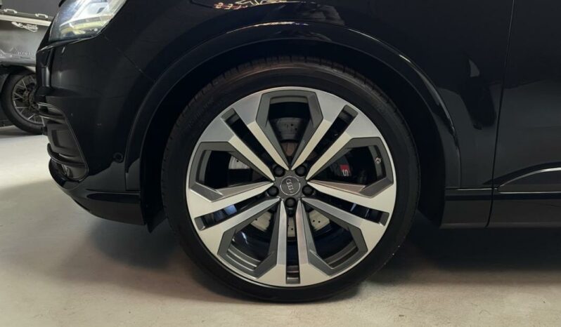 
								Audi Q7 II 3.0 TDI CD 272ch quat tip S line 7pl full									