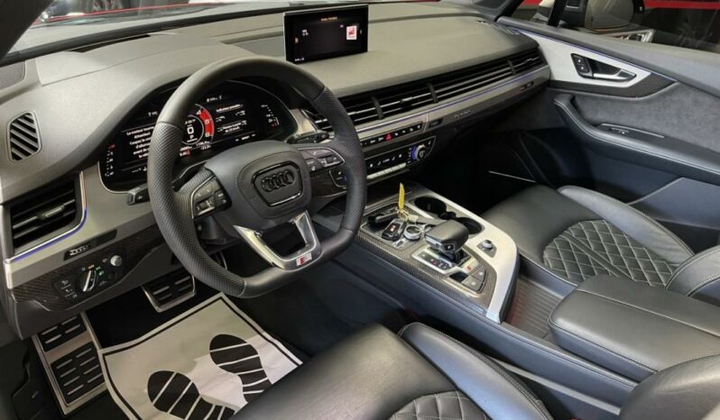 
								Audi Q7 II 3.0 TDI CD 272ch quat tip S line 7pl full									