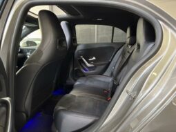 
										Mercedes Classe A Compact IV 200 d AMG Line 8G-DCT full									