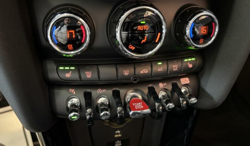 
								Mini Cabrio Mini IV Cooper Edition Premium Plus 136 ch BVA7 full									
