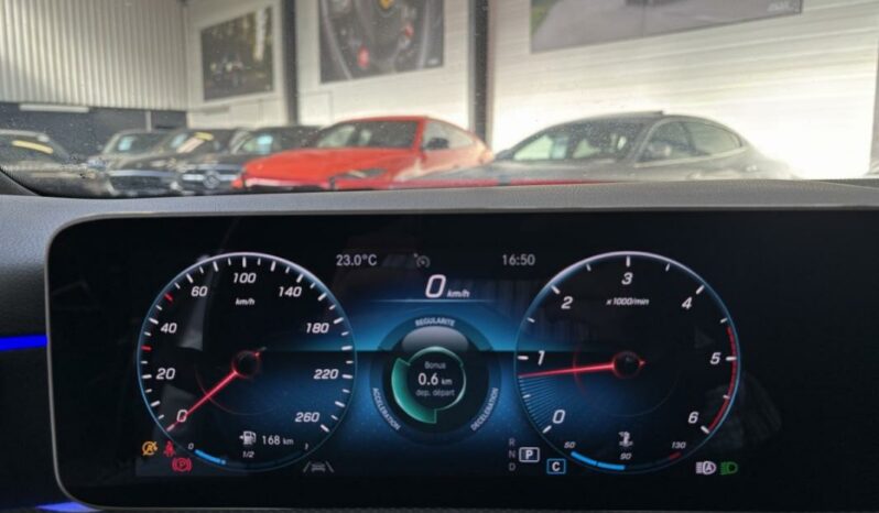 
								Mercedes Classe A Compact IV 200 d AMG Line 8G-DCT full									