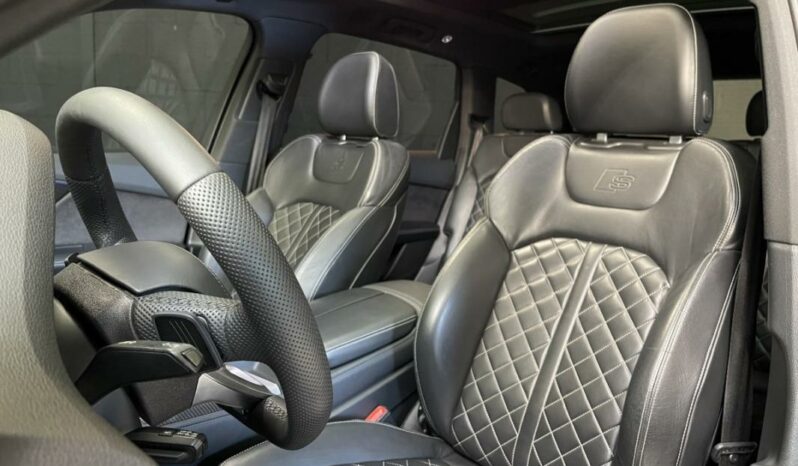 
								Audi Q7 II 3.0 TDI CD 272ch quat tip S line 7pl full									