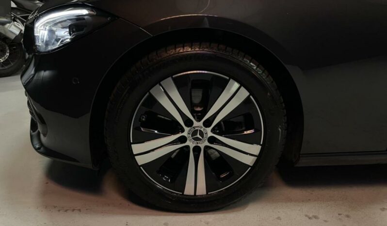
								Mercedes Classe C break V 220 d Avantgarde Line 9G-Tronic full									