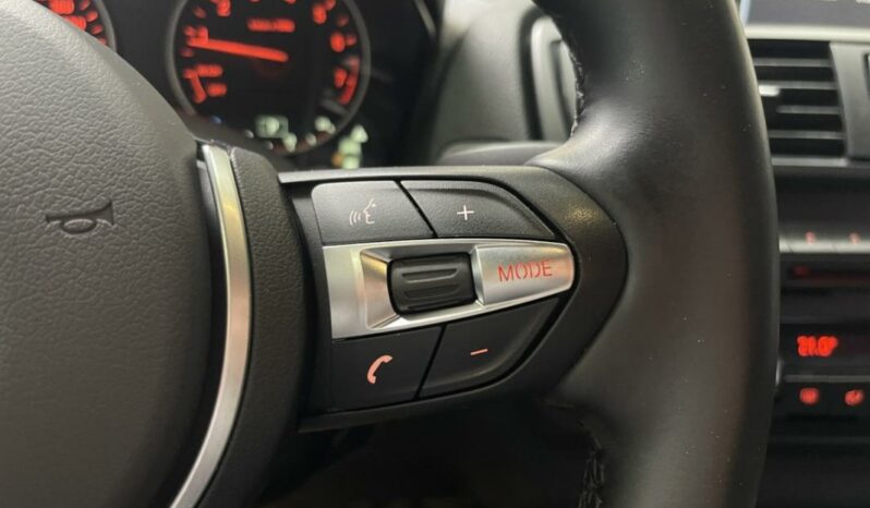 
								BMW Série 1 II 116i 136ch Lounge Plus BVA full									