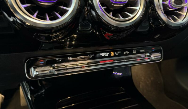 
								Mercedes Classe A Compact IV 180 d Progressive Line 7G-DCT full									