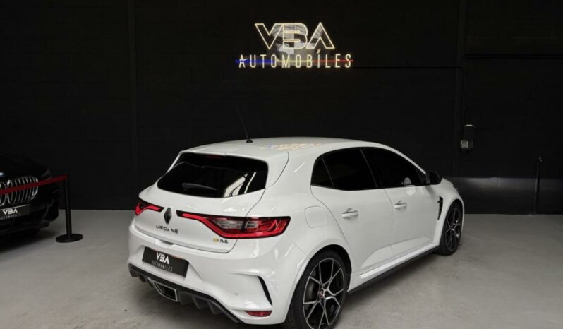 
								Renault Mégane IV Berline RS TROPHY 300 full									