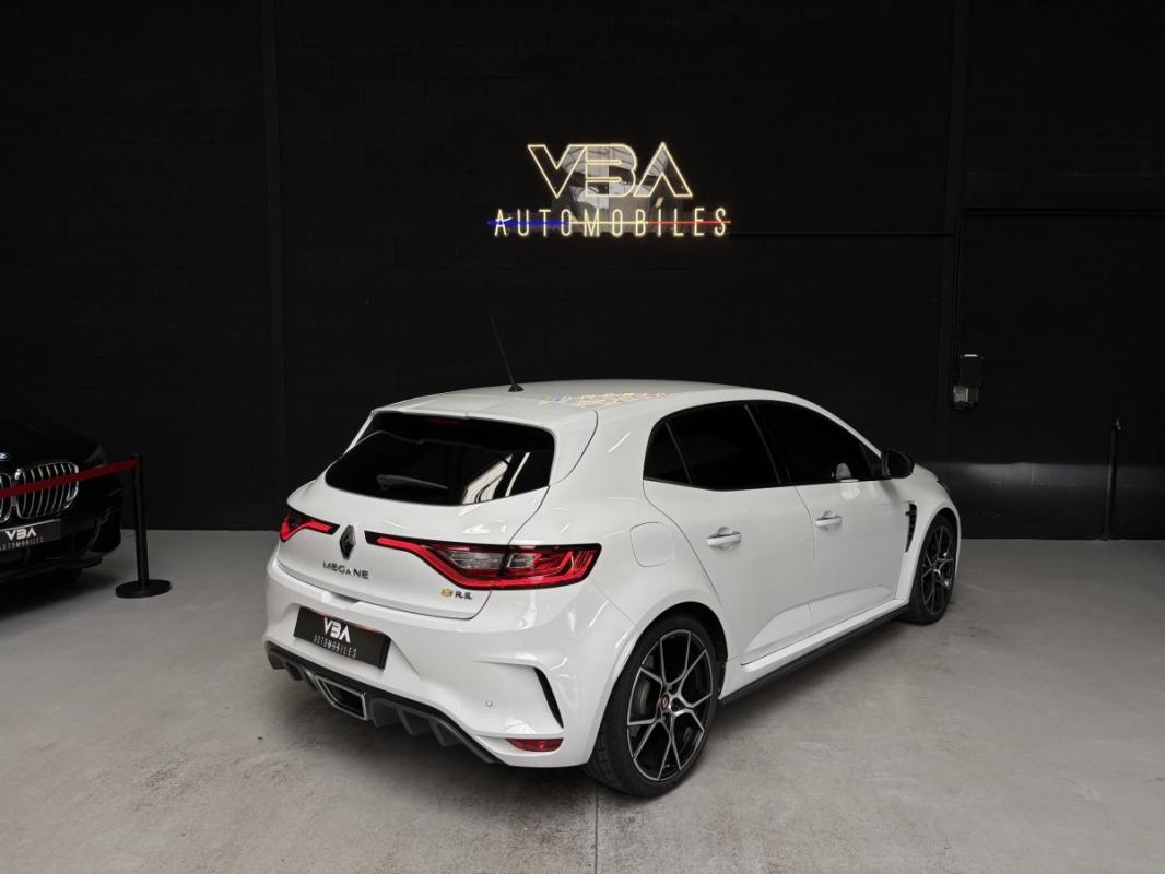 Renault Mégane IV Berline RS TROPHY 300