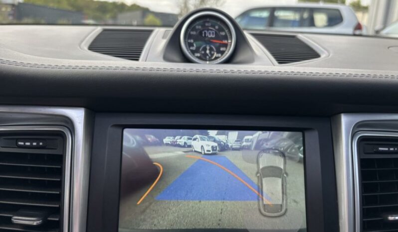 
								Porsche Macan 3.6 V6 TURBO full									