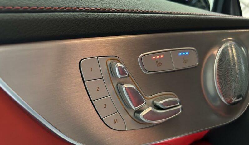 
								Mercedes Classe C coupe IV AMG 63 S full									