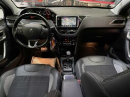 
										Peugeot 2008 Essence 110 S&S EAT6 ALLURE full									