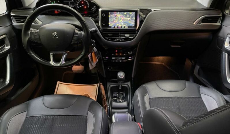 
								Peugeot 2008 Essence 110 S&S EAT6 ALLURE full									