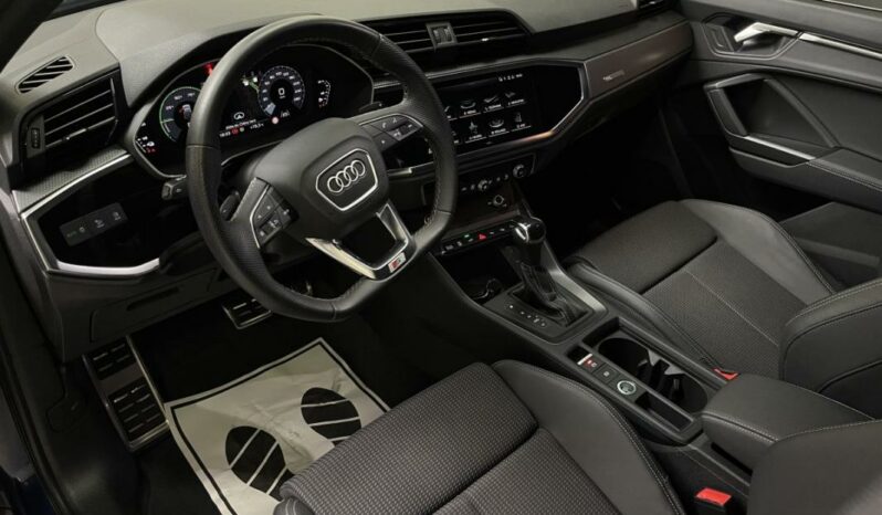 
								Audi Q3 Sportback 45 TFSI E 245 S tronic S line full									