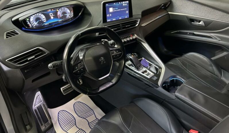 
								Peugeot 5008 II 1.6 THP 165 S&S EAT6 CROSSWAY full									