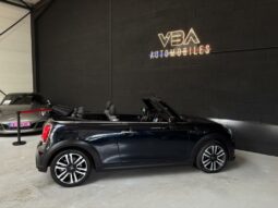 
										Mini Cabrio Mini IV Cooper Edition Premium Plus 136 ch BVA7 full									