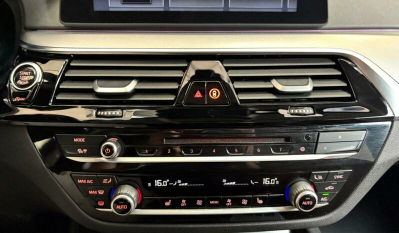 
								BMW Série 5 VII 540i 340ch Luxury BVA8 full									