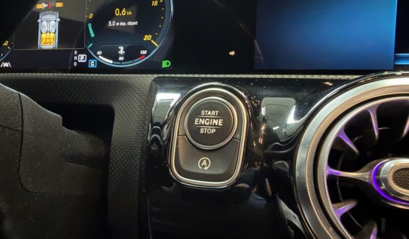 
								Mercedes Classe A Compact IV 180 d Progressive Line 7G-DCT full									