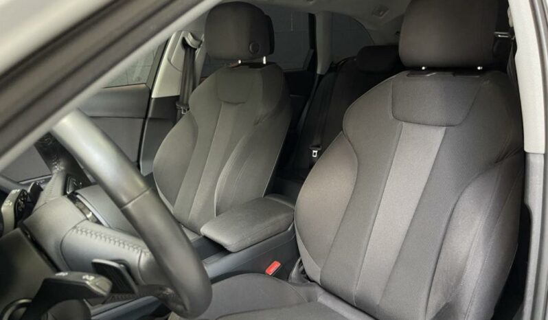 
								Audi A4 Avant IV 40 TDI 190 S tronic S line full									