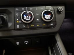 
										Land Rover Defender II 2.0 P400e PHEV 110 BVA 4×4 X-Dynamic SE full									
