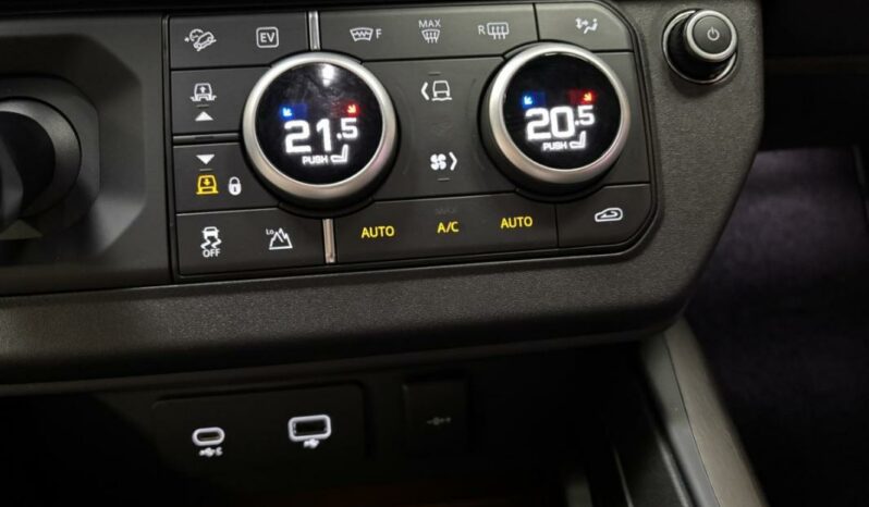 
								Land Rover Defender II 2.0 P400e PHEV 110 BVA 4×4 X-Dynamic SE full									