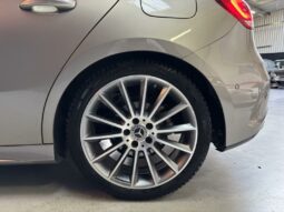 
										Mercedes Classe A Compact IV 200 d AMG Line 8G-DCT full									