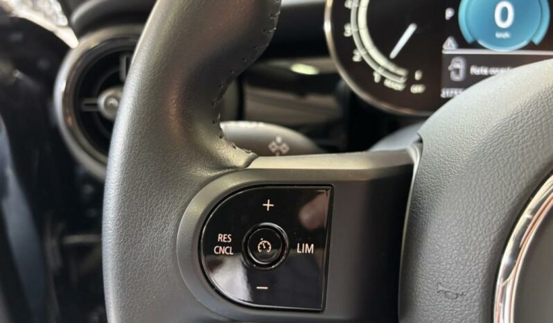 
								Mini Cabrio Mini IV Cooper Edition Premium Plus 136 ch BVA7 full									