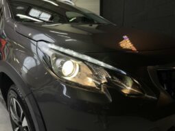 
										Peugeot 2008 Essence 110 S&S EAT6 ALLURE full									