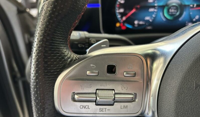 
								Mercedes Classe A Compact IV 200 d AMG Line 8G-DCT full									