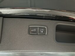 
										Porsche Macan 3.6 V6 TURBO full									