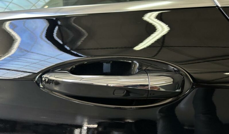 
								Mercedes Classe C coupe IV AMG 63 S full									