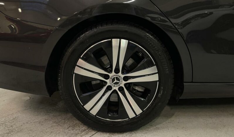 
								Mercedes Classe C break V 220 d Avantgarde Line 9G-Tronic full									