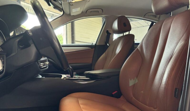 
								BMW Série 5 VII 540i 340ch Luxury BVA8 full									