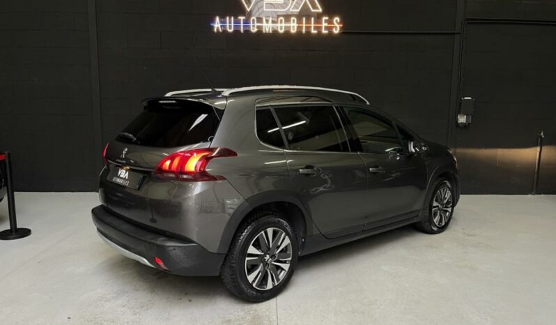 
								Peugeot 2008 Essence 110 S&S EAT6 ALLURE full									