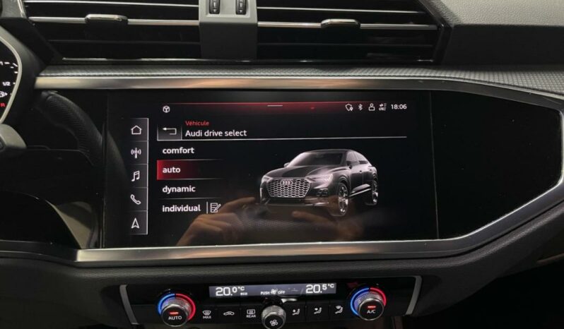 
								Audi Q3 Sportback 45 TFSI E 245 S tronic S line full									
