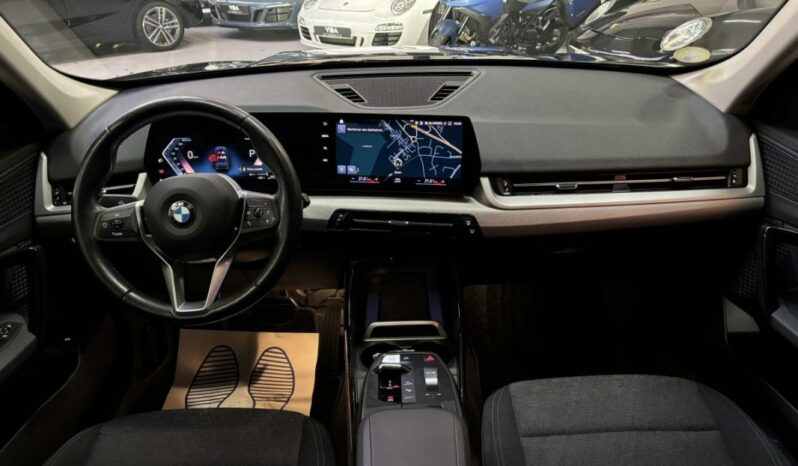 
								BMW X1 III sDrive18d Business Design DKG7 full									
