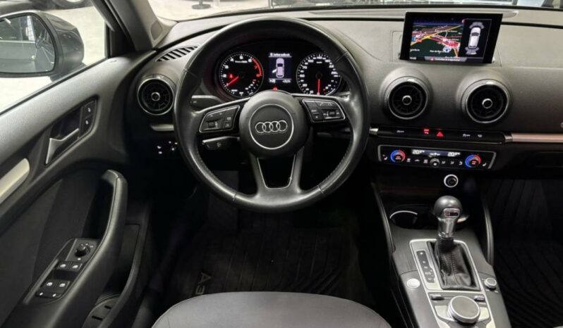
								Audi A3 sportback III 35 TFSI 150 COD S tronic S-LINE full									