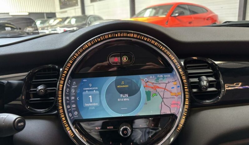 
								Mini Cabrio Mini IV Cooper Edition Premium Plus 136 ch BVA7 full									