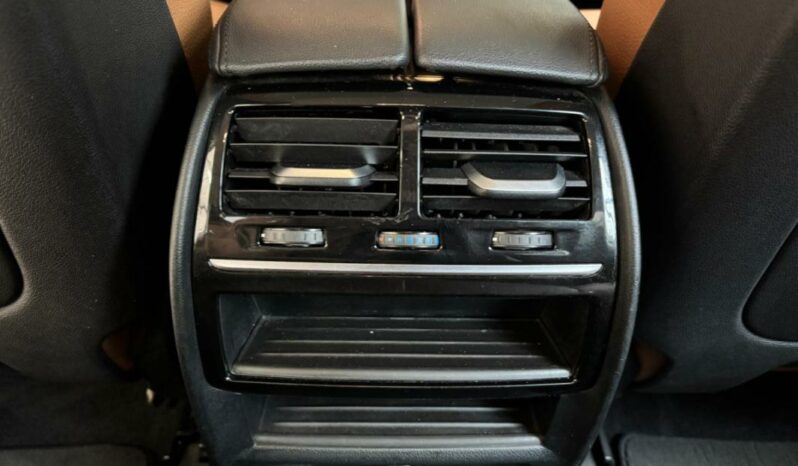 
								BMW Série 5 VII 540i 340ch Luxury BVA8 full									