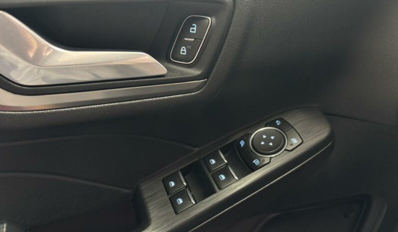 
								Ford Kuga III 2.5 190 hybrid Flexifuel Pshift Titanium full									