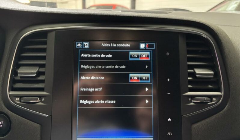 
								Renault Mégane IV Berline RS TROPHY 300 full									