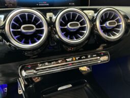 
										Mercedes Classe A Compact IV 200 d AMG Line 8G-DCT full									