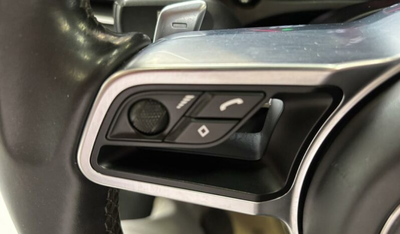 
								Porsche Macan 3.6 V6 TURBO full									