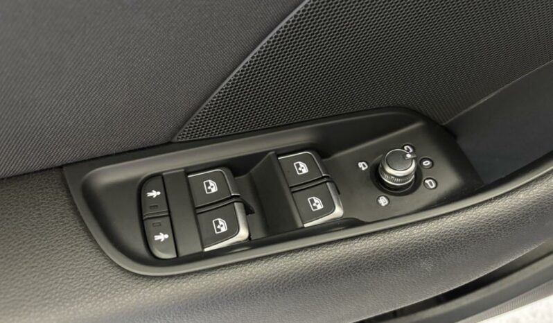 
								Audi A3 sportback III 1.6 TDI 116 S tronic DESIGN full									