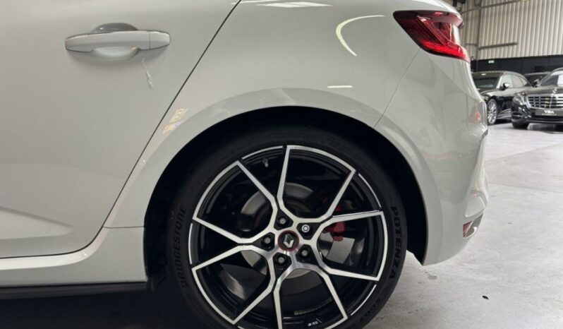 
								Renault Mégane IV Berline RS TROPHY 300 full									