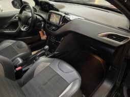 
										Peugeot 2008 Essence 110 S&S EAT6 ALLURE full									