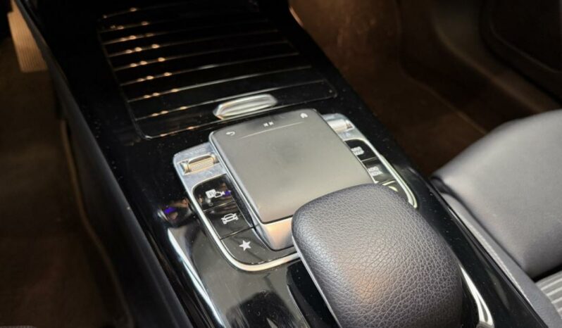 
								Mercedes Classe A Compact IV 180 d Progressive Line 7G-DCT full									