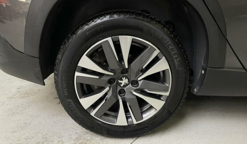 
								Peugeot 2008 Essence 110 S&S EAT6 ALLURE full									