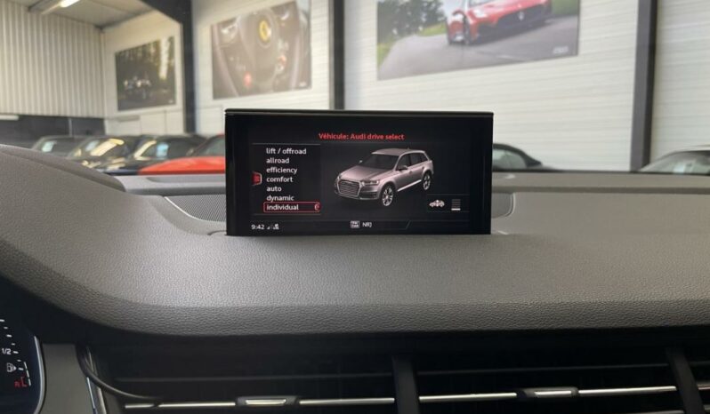 
								Audi Q7 II 3.0 TDI CD 272ch quat tip S line 7pl full									