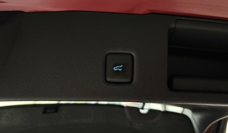 
								Ford Kuga III 2.5 190 hybrid Flexifuel Pshift Titanium full									