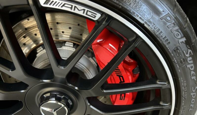 
								Mercedes Classe C coupe IV AMG 63 S full									
