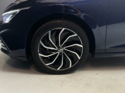 
										Volkswagen Golf VIII 2.0 TDI SCR 115 BVM6 Life 1st full									